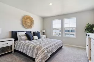 7049 N Obsidian Wy, Eagle Mountain, UT 84005 - Photo 15
