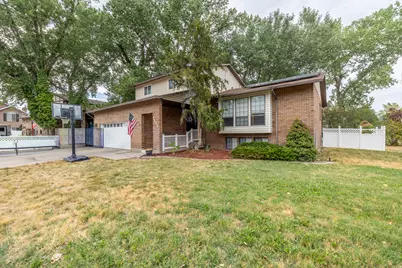 4223 S 600 W, Riverdale, UT 84405 - Photo 5