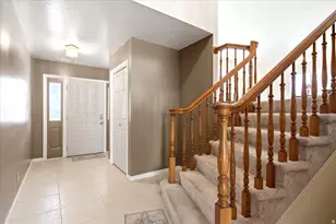 1388 N Hillsboro Dr, Layton, UT 84040 - Photo 3