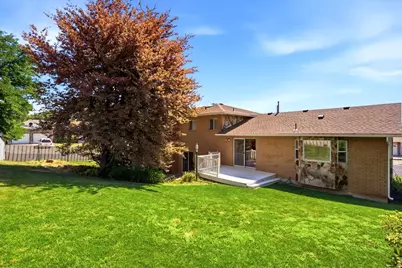 1388 N Hillsboro Dr, Layton, UT 84040 - Photo 37