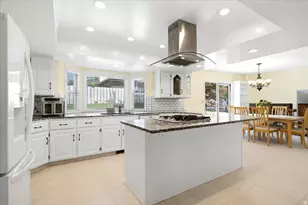 1388 N Hillsboro Dr, Layton, UT 84040 - Photo 11