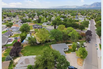 13370 S Trestle Ln, Riverton, UT 84065 - Photo 3