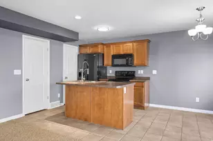 2461 S Gilmour St, West Haven, UT 84401 - Photo 7