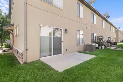 2461 S Gilmour St, West Haven, UT 84401 - Photo 5