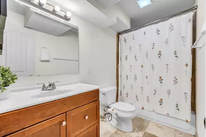4598 W Archer Ln, West Valley, UT 84120 - Photo 25