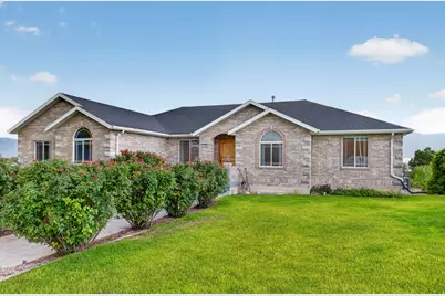 305 N Center St, Moroni, UT 84646 - Photo 41