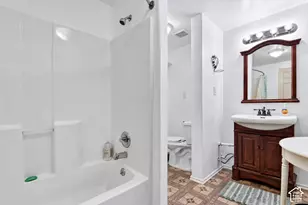 305 N Center St, Moroni, UT 84646 - Photo 39