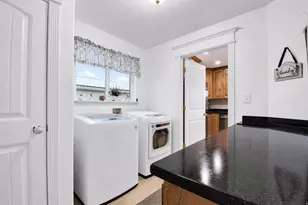 305 N Center St, Moroni, UT 84646 - Photo 15
