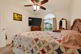305 N Center St, Moroni, UT 84646 - Photo 17