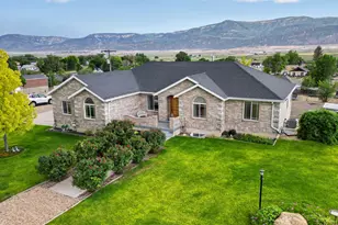 305 N Center St, Moroni, UT 84646 - Photo 43