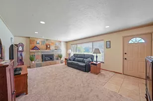 5572 S Avalon Dr, Murray, UT 84107 - Photo 3