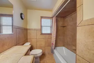 5572 S Avalon Dr, Murray, UT 84107 - Photo 7