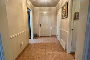 2760 S Highland Dr, Salt Lake City, UT 84106 - Photo 3