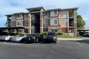 242 E Spencer Peak Way S, Draper, UT 84020 - Photo 1