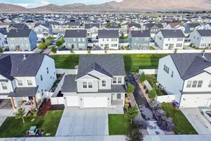 5124 N Espalier Dr, Eagle Mountain, UT 84005 - Photo 29