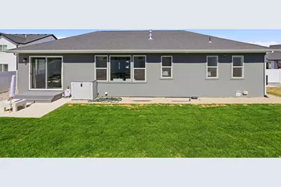 3641 S Hiawatha Cir, Saratoga Springs, UT 84045 - Photo 39