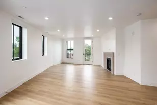 2250 E Murray Holladay Rd, Holladay, UT 84117 - Photo 15