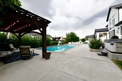 13307 S Heritage Farm Cv #122, Riverton, UT 84065 - Photo 7
