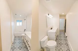 610 S 800 E, Centerville, UT 84014 - Photo 11