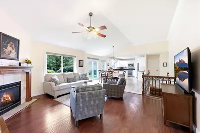 9604 N Apple Ct W, Cedar Hills, UT 84062 - Photo 5