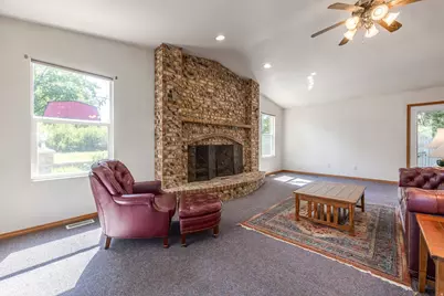 8745 S 1595 E, Sandy, UT 84093 - Photo 17