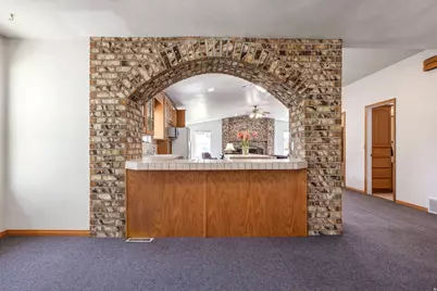 8745 S 1595 E, Sandy, UT 84093 - Photo 15