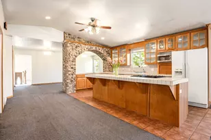8745 S 1595 E, Sandy, UT 84093 - Photo 11