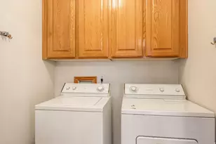 8745 S 1595 E, Sandy, UT 84093 - Photo 27