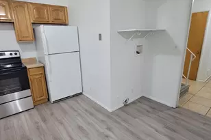 1862 E 3990 S, Holladay, UT 84124 - Photo 5