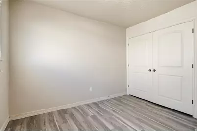 891 E Bristle Pine Pl, Millcreek, UT 84106 - Photo 11