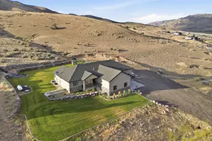 2056 Ridgeline Rd, Stockton, UT 84071 - Photo 3
