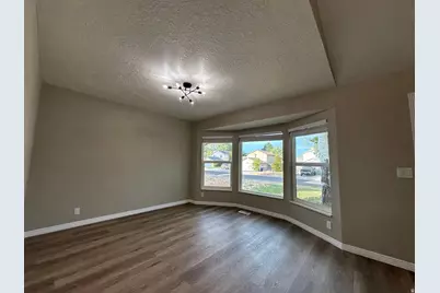 6092 S Longmore Dr W, Salt Lake City, UT 84118 - Photo 9