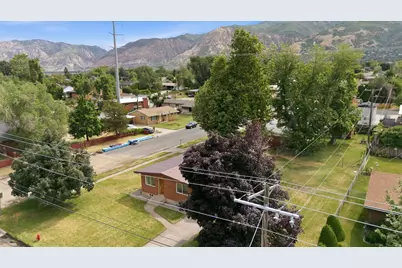 4204 S Adams E, South Ogden, UT 84403 - Photo 33