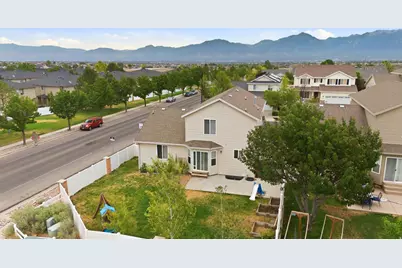 8534 S Maul Oak Dr, West Jordan, UT 84081 - Photo 33