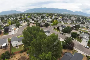 151 E 2600 S, Clearfield, UT 84015 - Photo 49