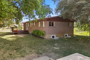 3572 W 2200 S, Wellsville, UT 84339 - Photo 37