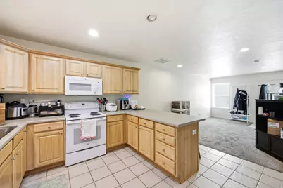 422 N Hodges Ln, Salt Lake City, UT 84116 - Photo 9