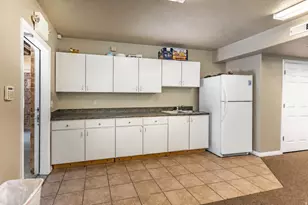 859 E 620 N, Provo, UT 84606 - Photo 17