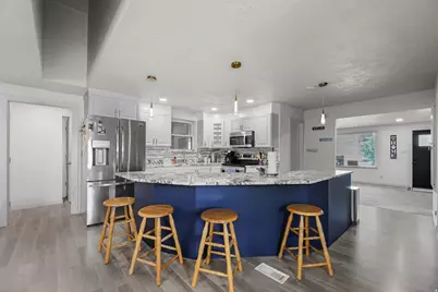 251 W Colorado Dr S, Midvale, UT 84047 - Photo 3