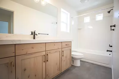 571 W 1775 N, Harrisville, UT 84404 - Photo 11