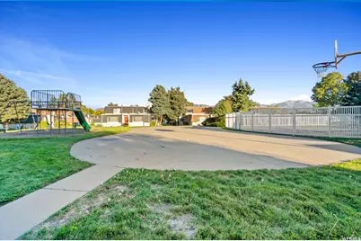 1119 W 4300 S #33C, Taylorsville, UT 84123 - Photo 19