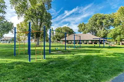 316 E Pavilion Cir, Saratoga Springs, UT 84045 - Photo 39