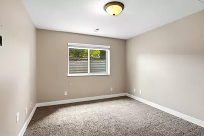 552 W Miller Way, Farmington, UT 84025 - Photo 25