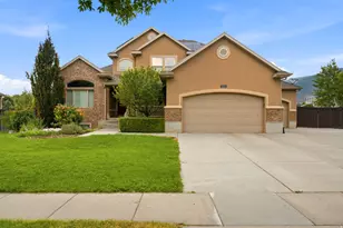 552 W Miller Way, Farmington, UT 84025 - Photo 1