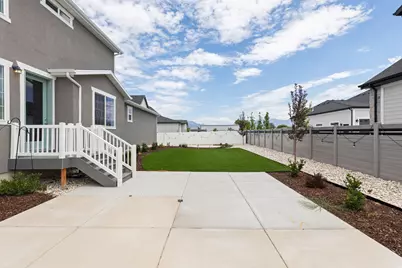 3233 W 2500 N, Clinton, UT 84015 - Photo 45