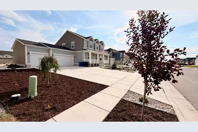 3233 W 2500 N, Clinton, UT 84015 - Photo 63