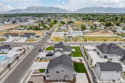3233 W 2500 N, Clinton, UT 84015 - Photo 51