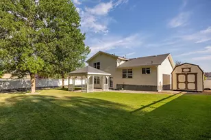 202 W 225 N, Providence, UT 84332 - Photo 9