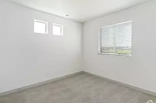 403 E Halls Creek Rd, Saratoga Springs, UT 84045 - Photo 9