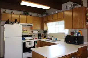 202 N 1050 E, Fremont, UT 84747 - Photo 11
